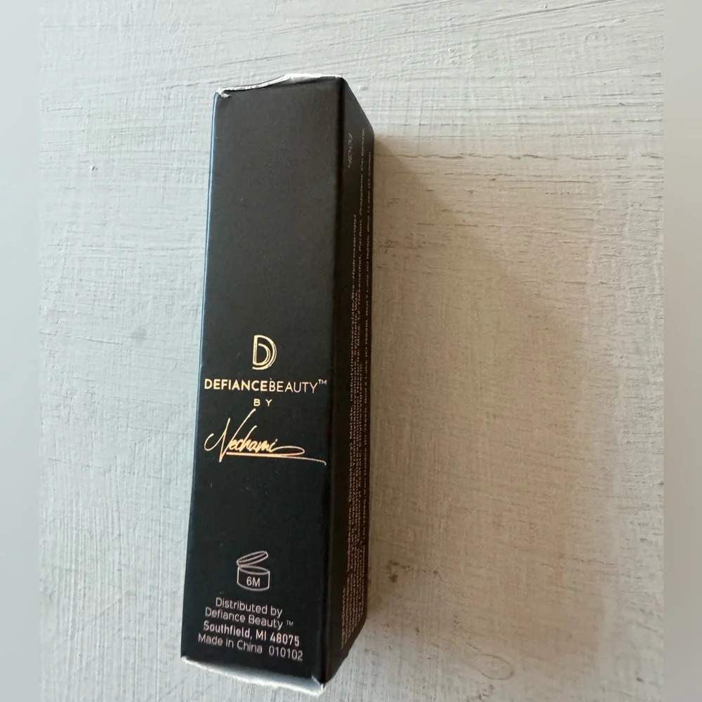 NWT Defiance Beauty Luminous Liquid Lipstick Empower 0.15 oz
